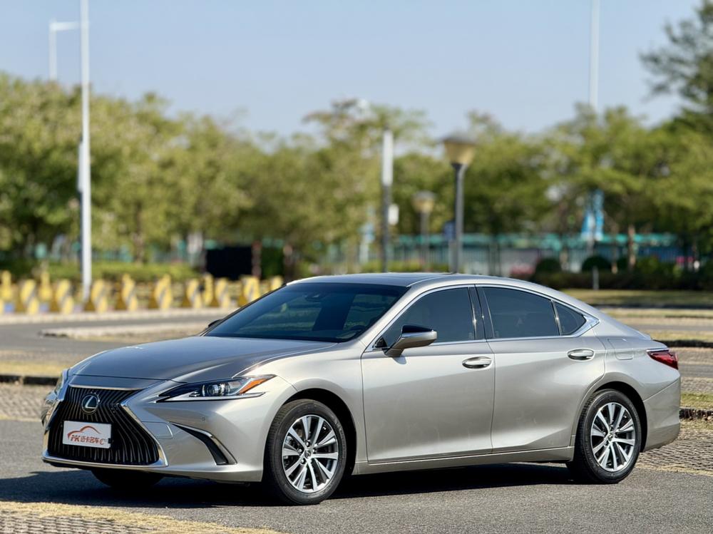 Lexus Lexus ES