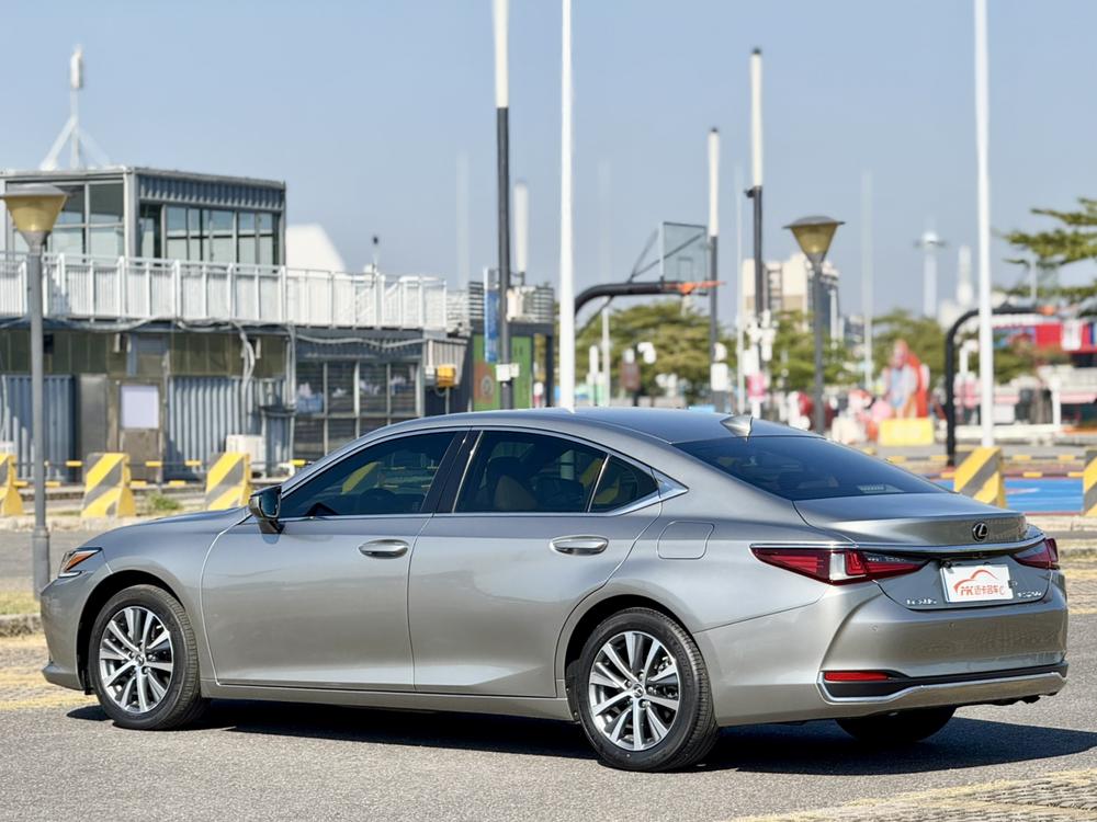 Lexus Lexus ES