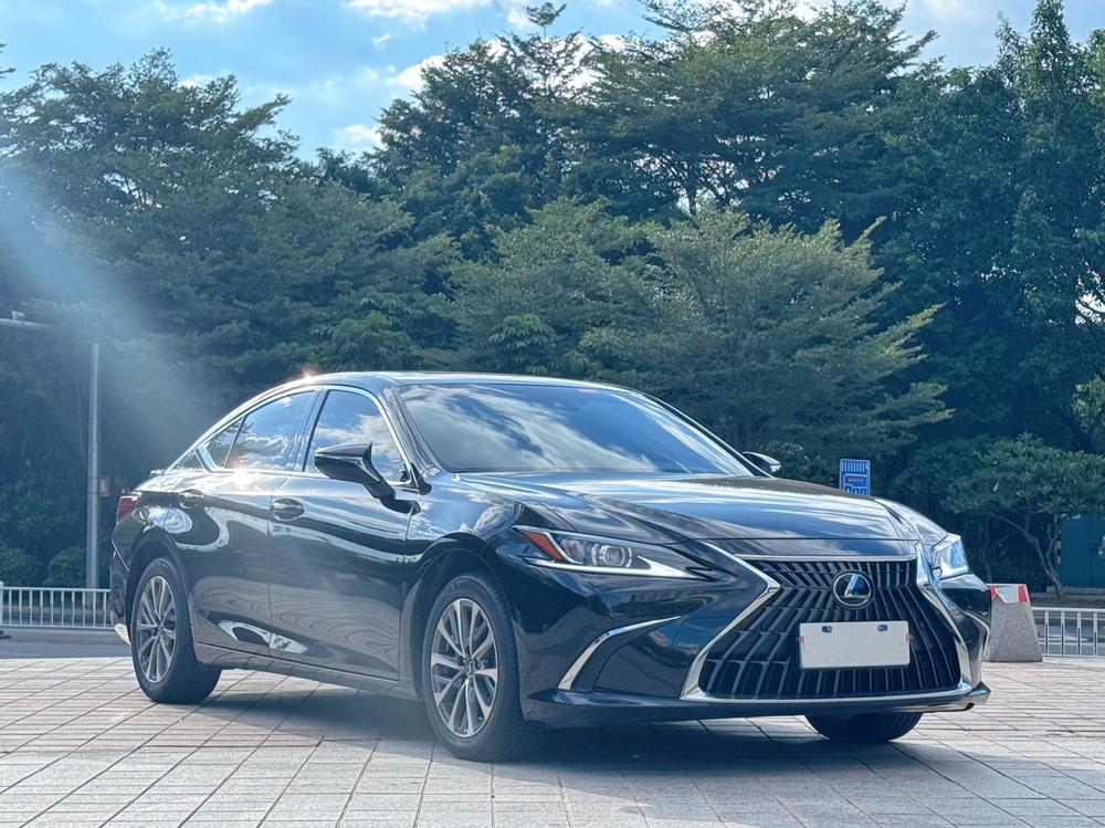 Lexus Lexus ES