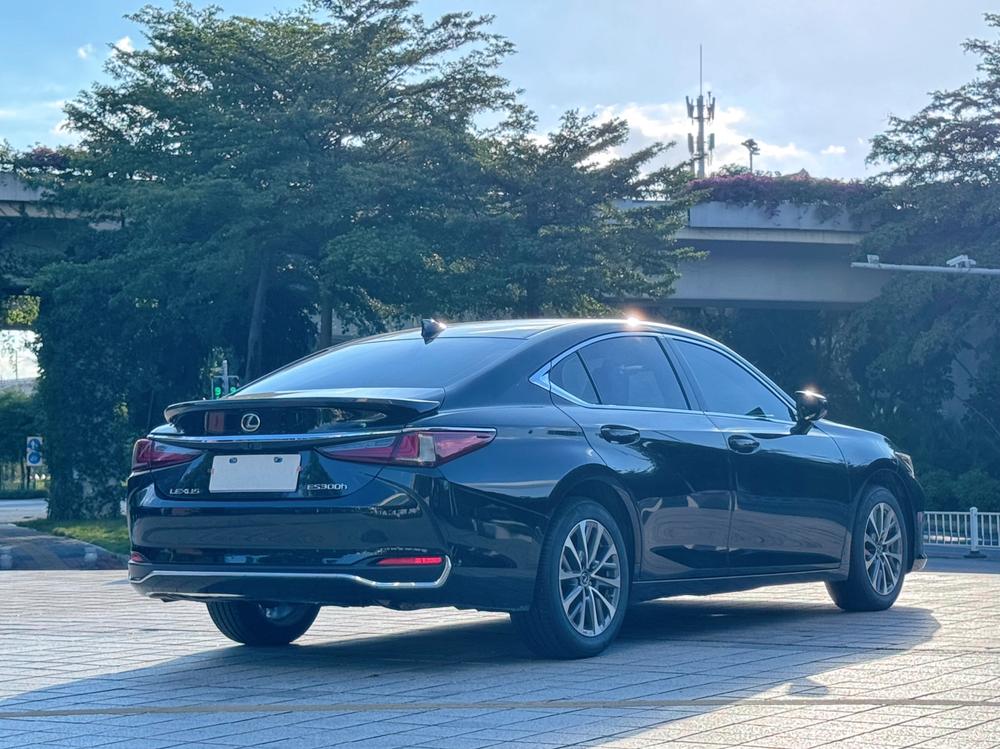 Lexus Lexus ES