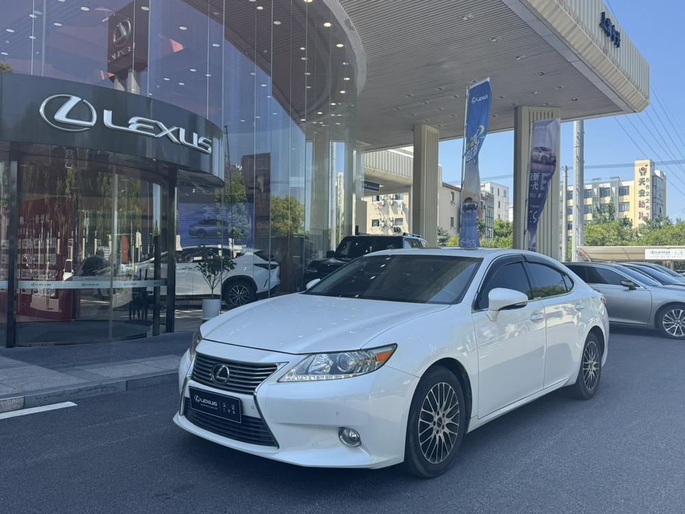 Lexus Lexus ES