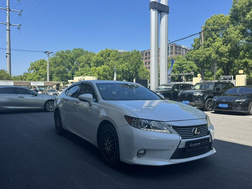 Lexus Lexus ES
