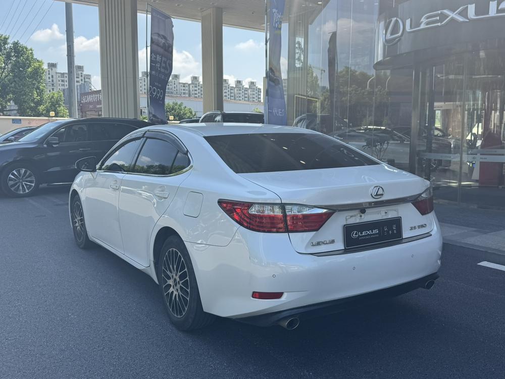 Lexus Lexus ES