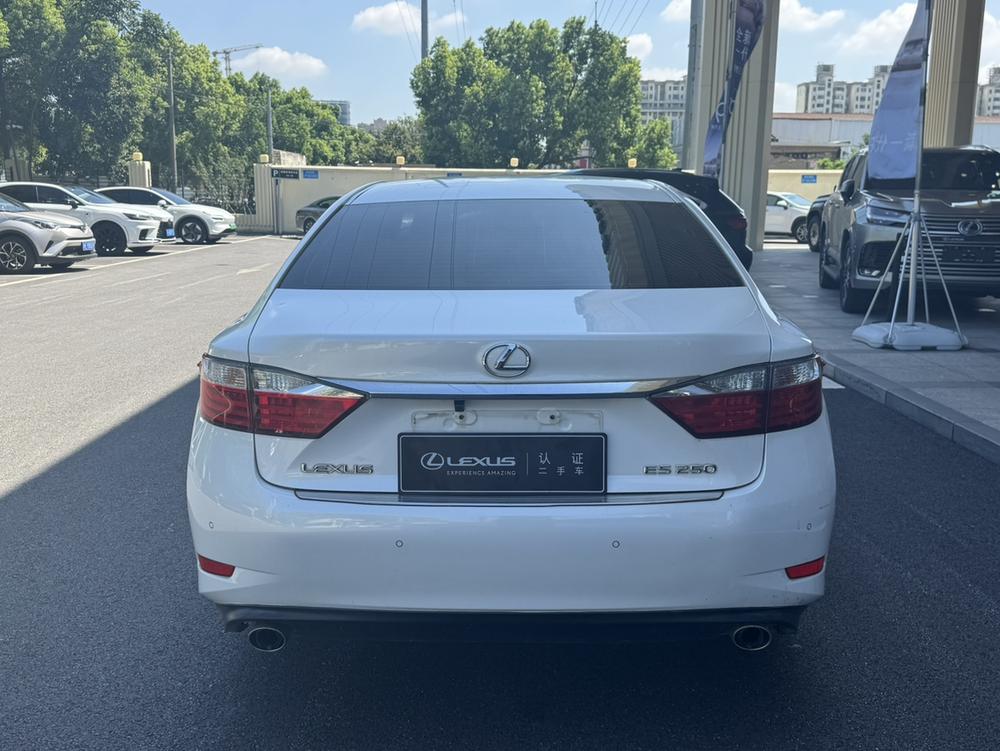 Lexus Lexus ES