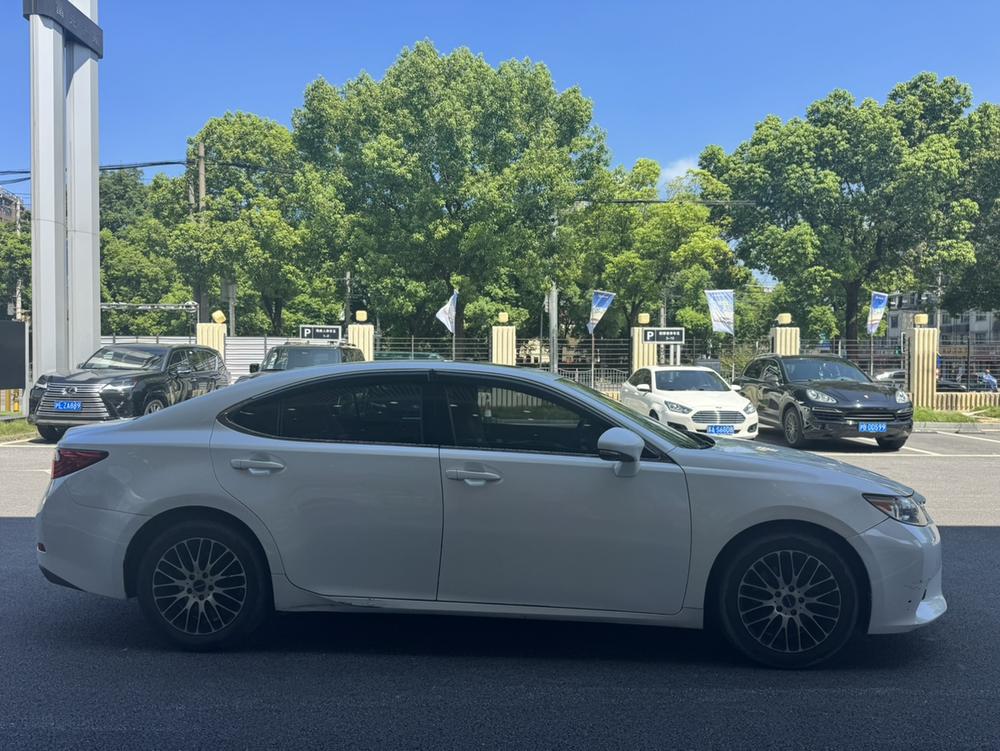 Lexus Lexus ES