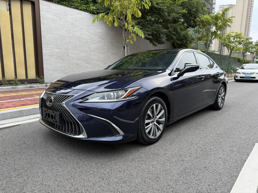 Lexus Lexus ES