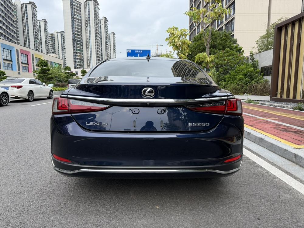 Lexus Lexus ES