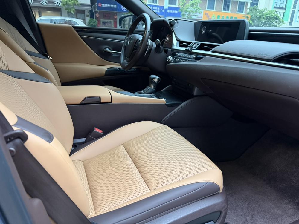 Lexus Lexus ES