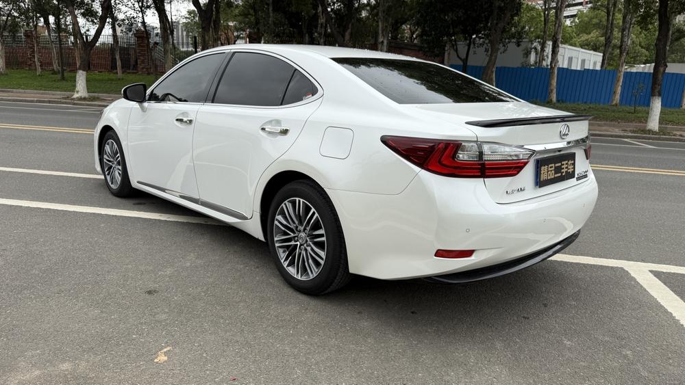 Lexus Lexus ES