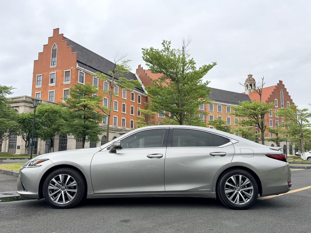 Lexus Lexus ES