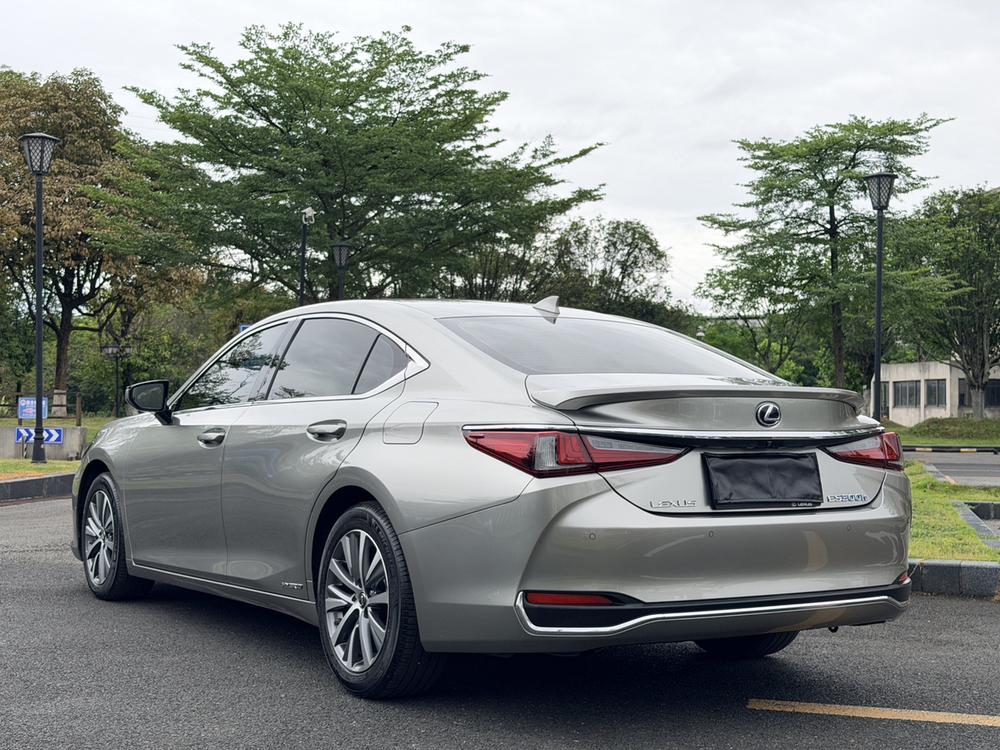Lexus Lexus ES