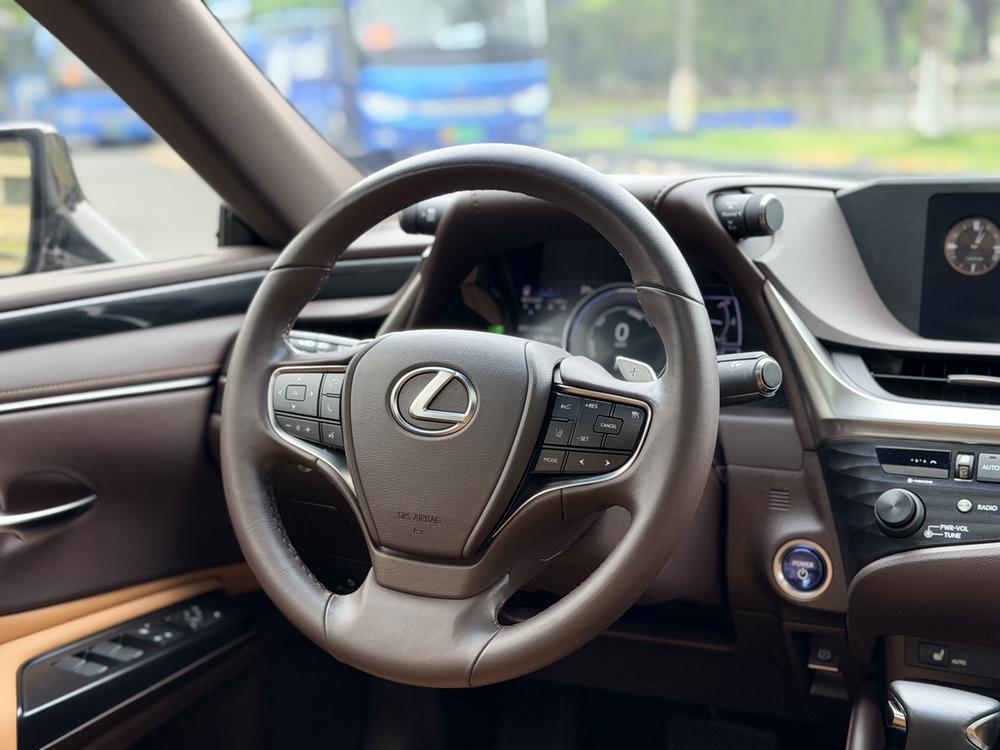 Lexus Lexus ES