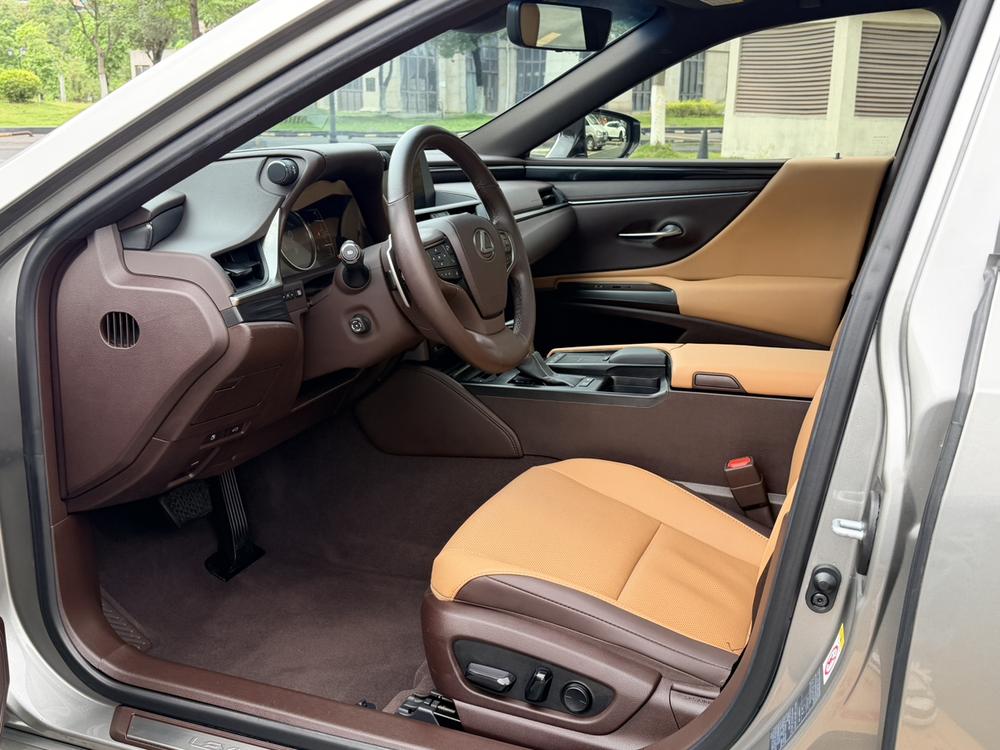 Lexus Lexus ES