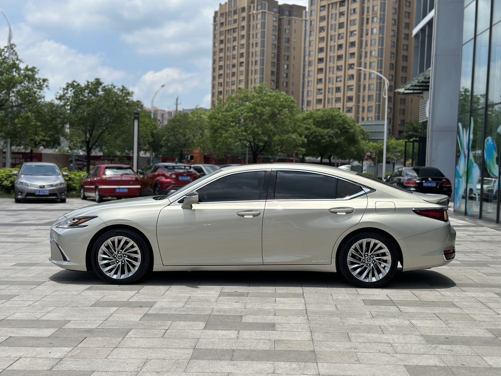Lexus Lexus ES