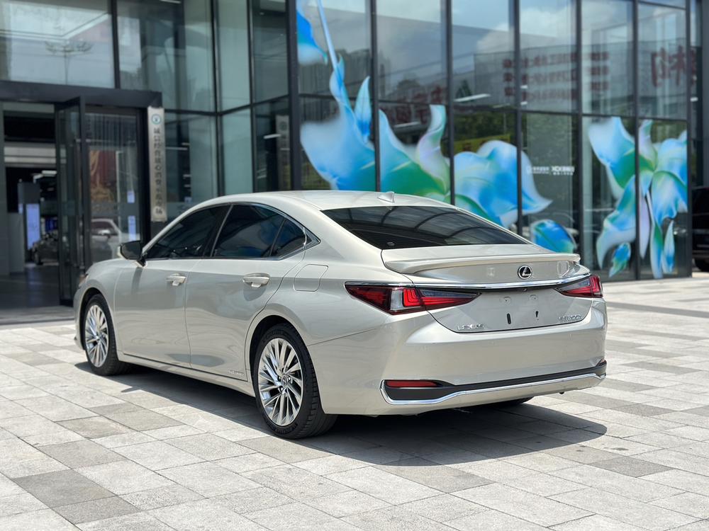 Lexus Lexus ES
