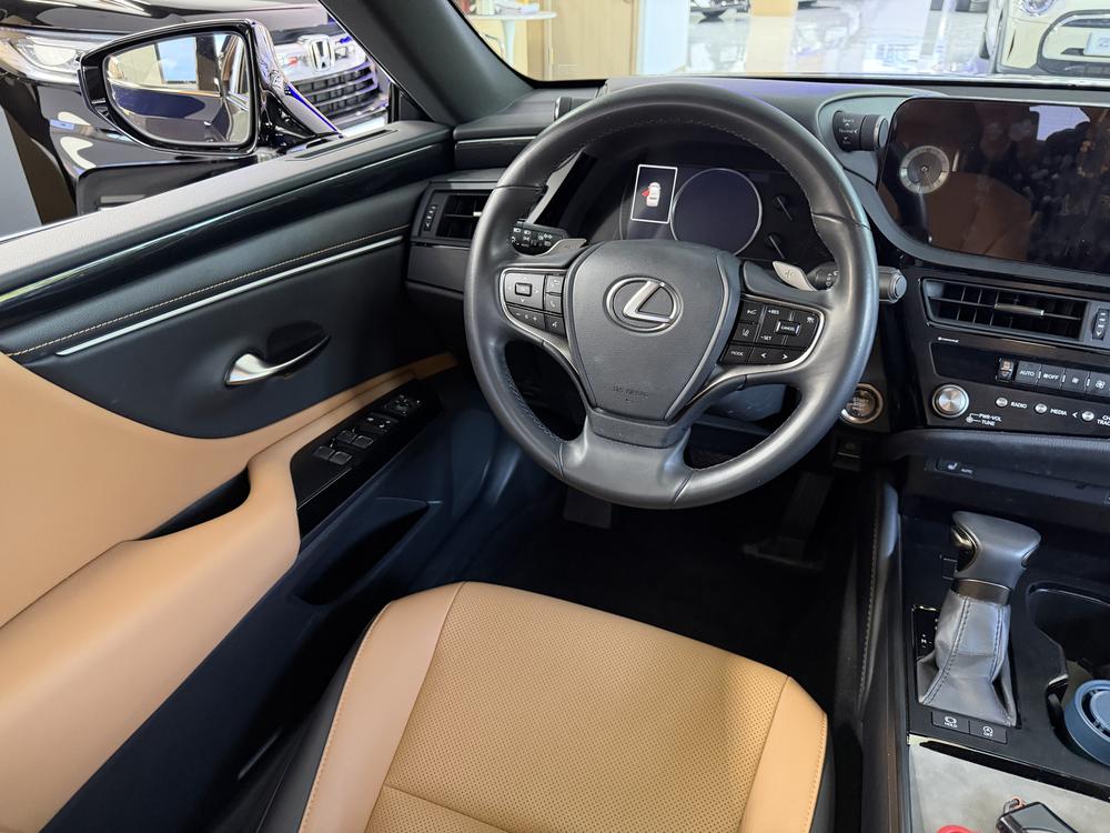 Lexus Lexus ES
