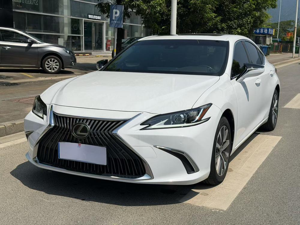 Lexus Lexus ES