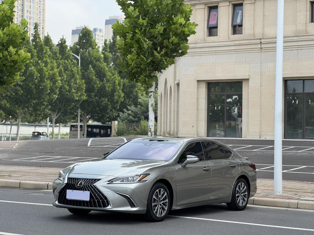 Lexus Lexus ES