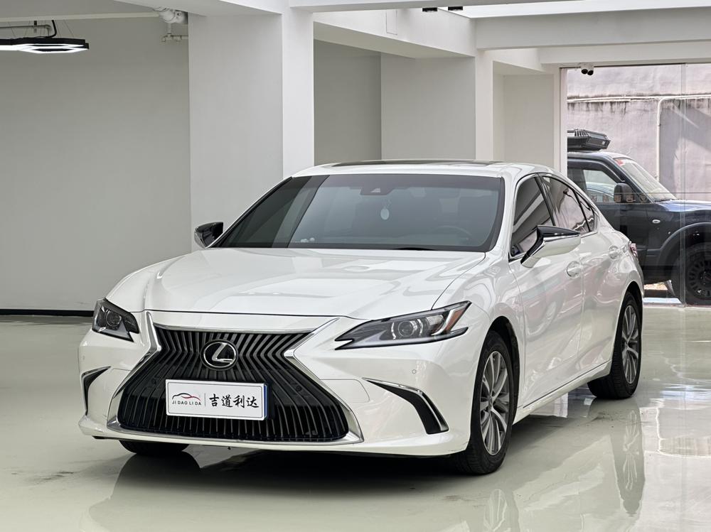 Lexus Lexus ES