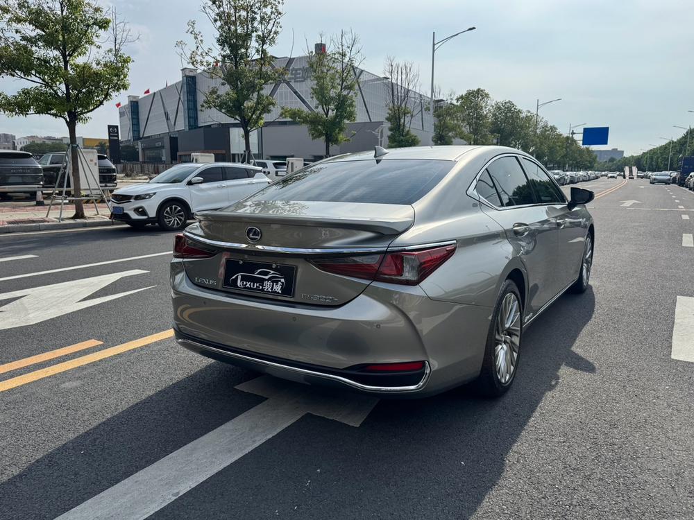 Lexus Lexus ES
