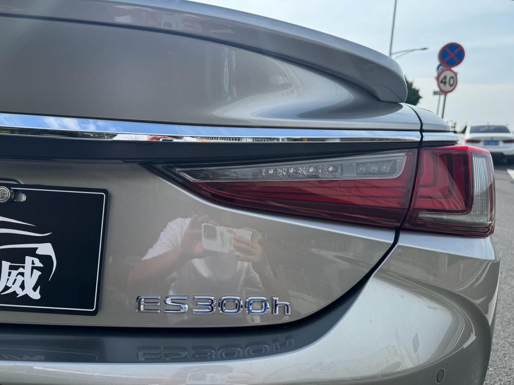 Lexus Lexus ES