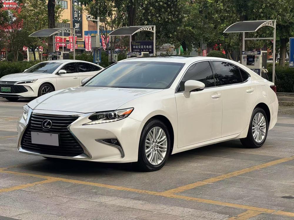 Lexus Lexus ES