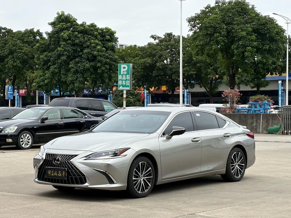 Lexus Lexus ES