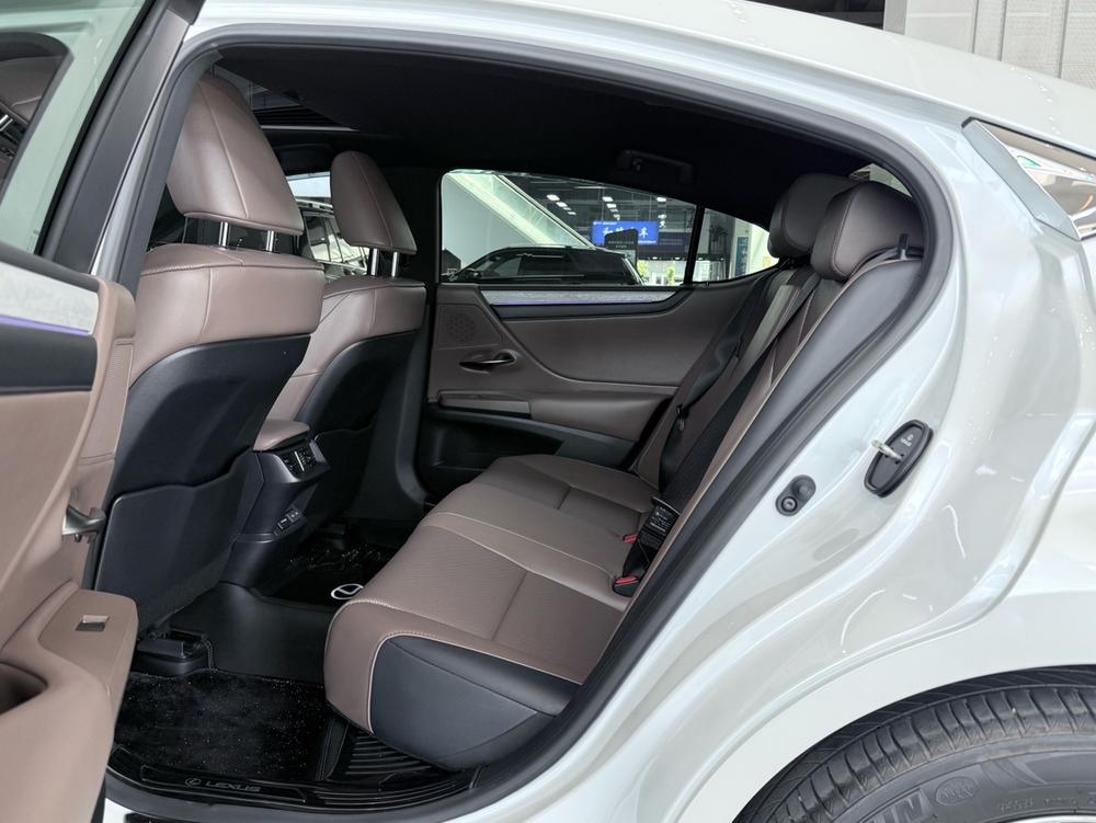 Lexus Lexus ES