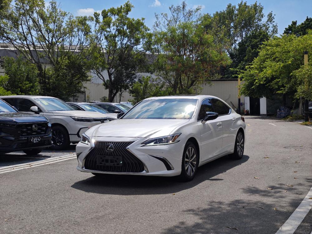 Lexus Lexus ES