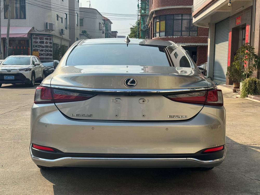 Lexus Lexus ES