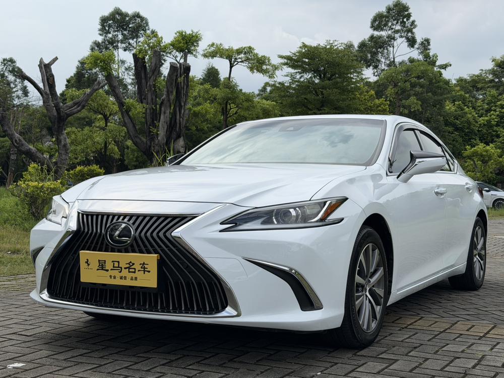 Lexus Lexus ES