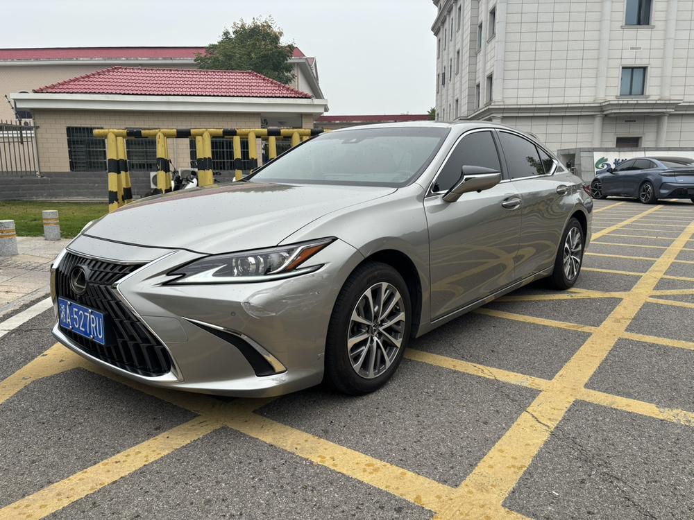 Lexus Lexus ES