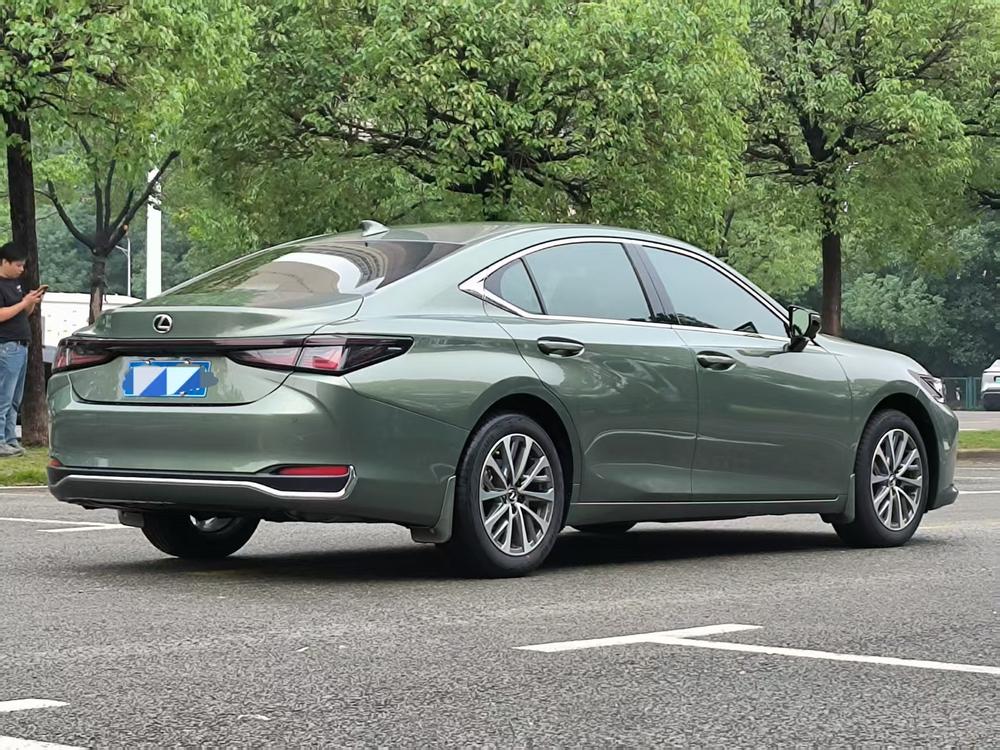 Lexus Lexus ES