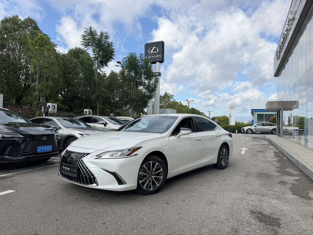 Lexus Lexus ES