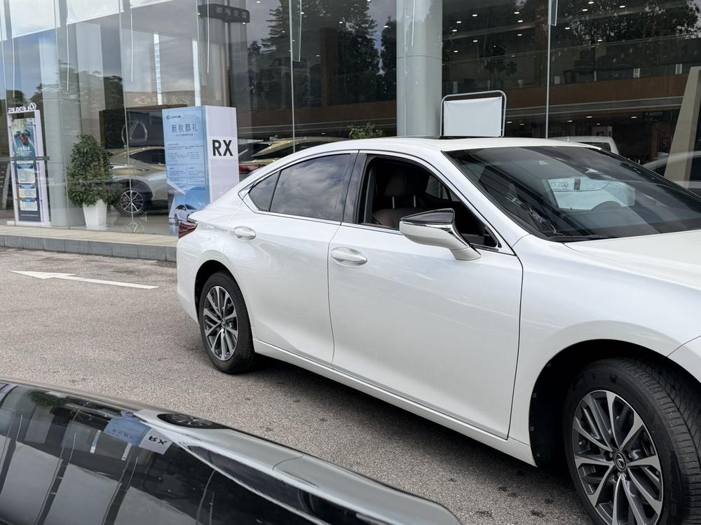 Lexus Lexus ES