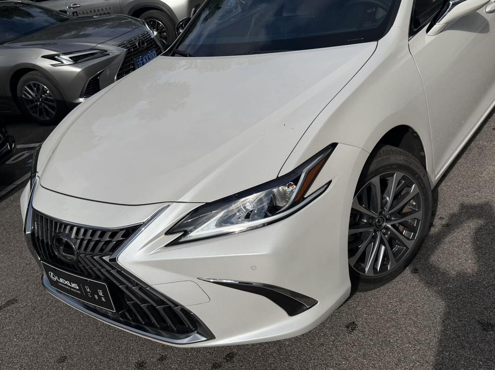 Lexus Lexus ES