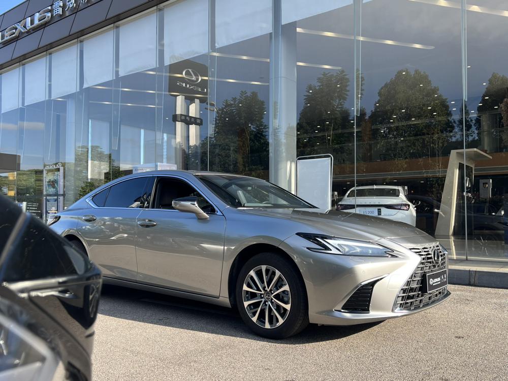Lexus Lexus ES