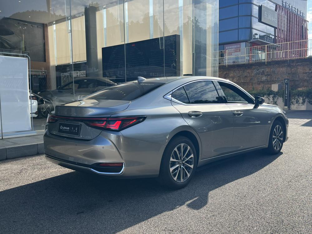 Lexus Lexus ES