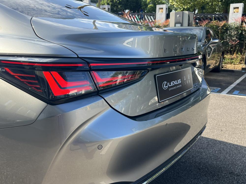 Lexus Lexus ES