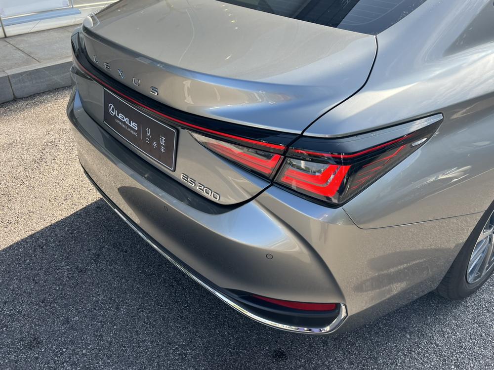 Lexus Lexus ES