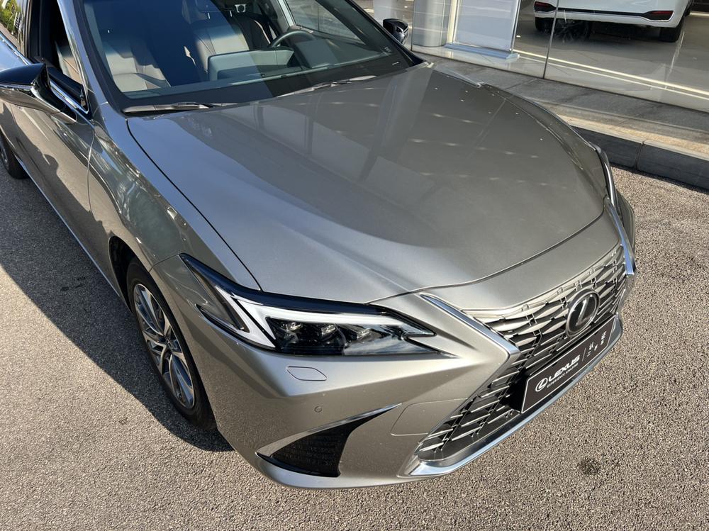 Lexus Lexus ES