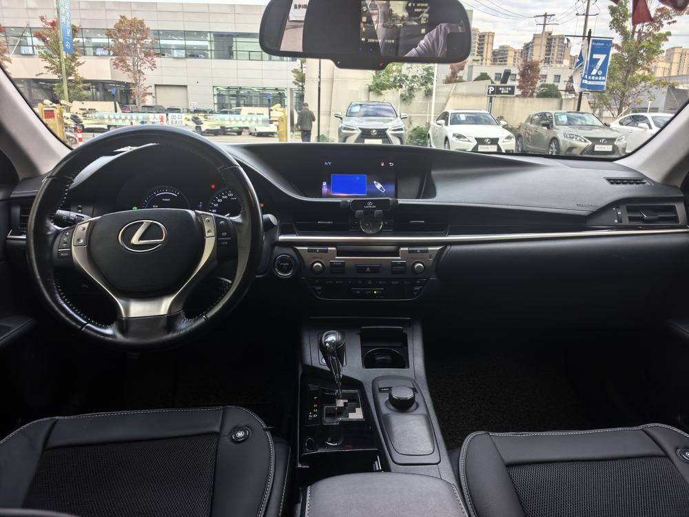 Lexus Lexus ES