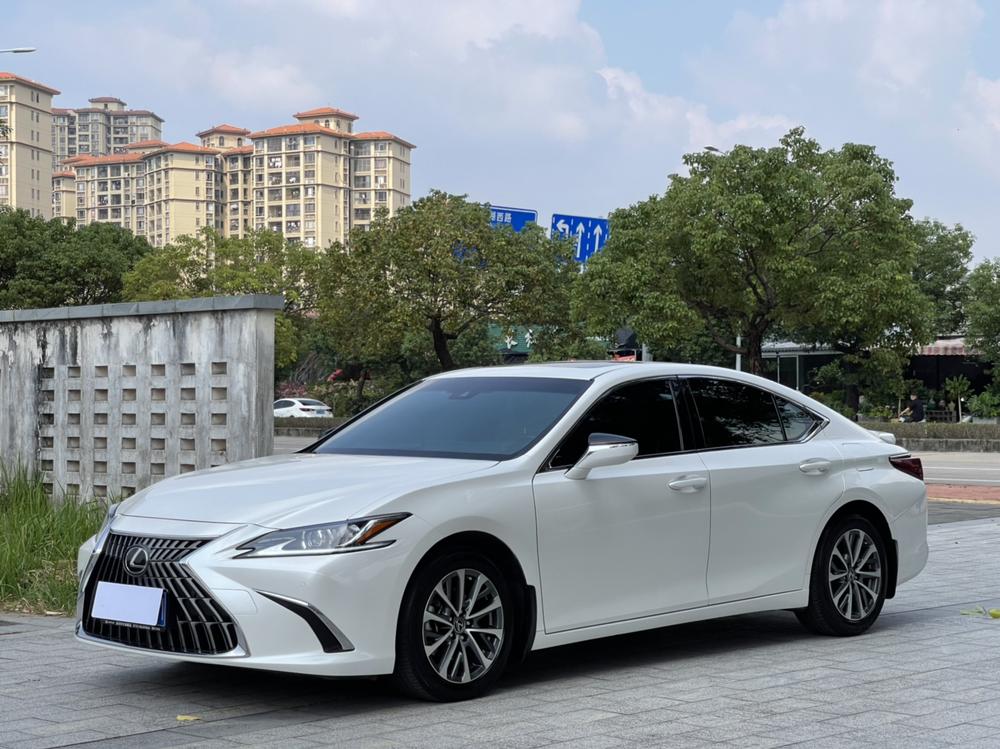 Lexus Lexus ES