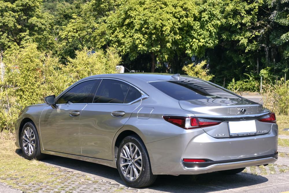 Lexus Lexus ES