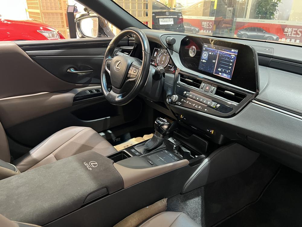 Lexus Lexus ES