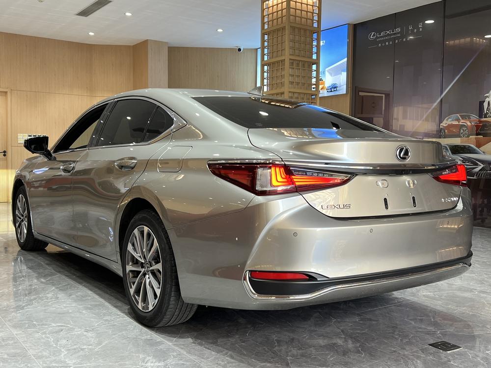 Lexus Lexus ES