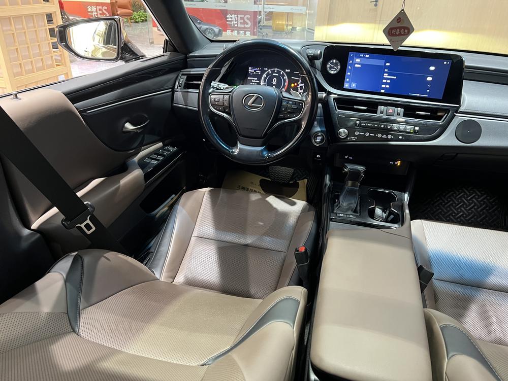 Lexus Lexus ES