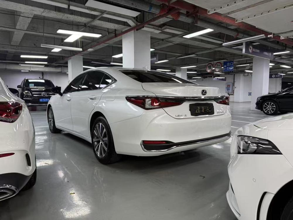 Lexus Lexus ES