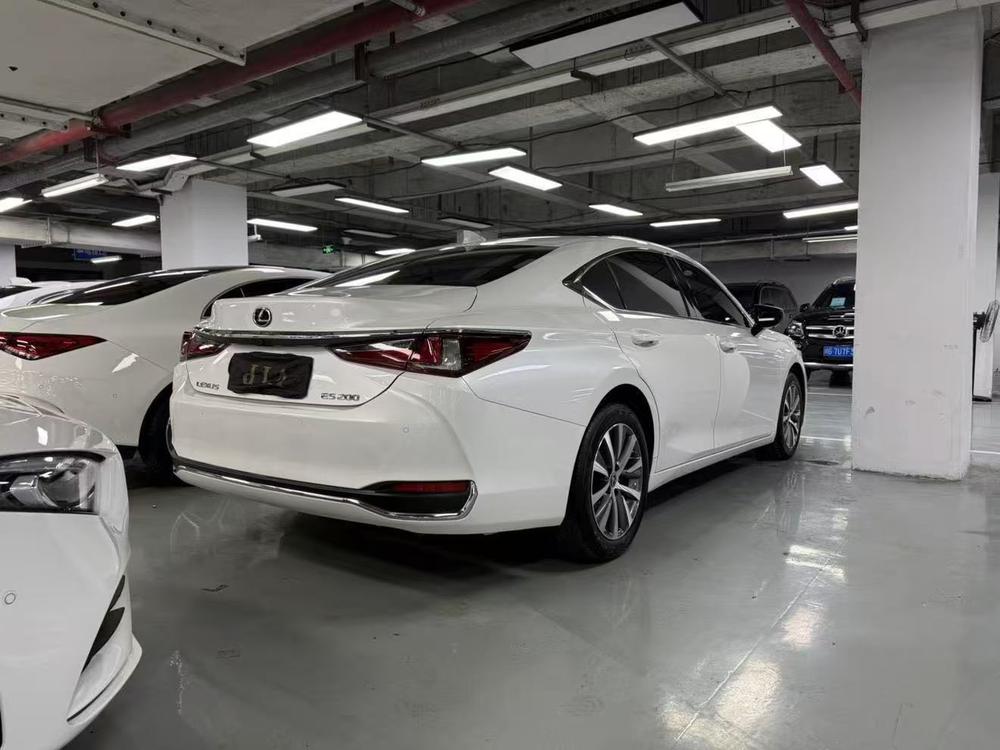 Lexus Lexus ES