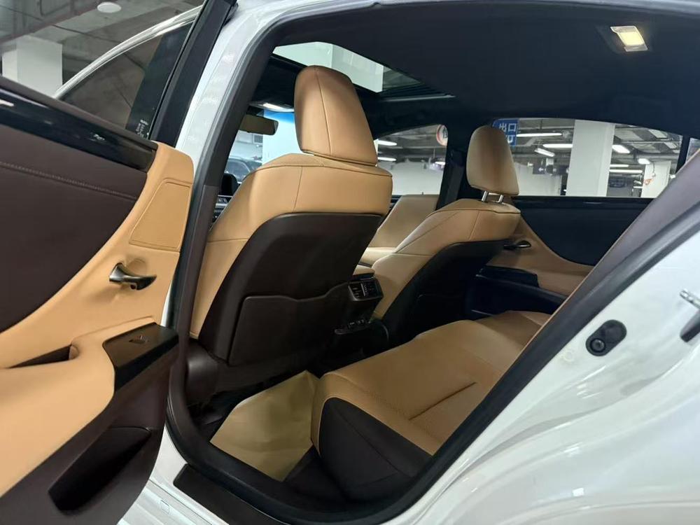 Lexus Lexus ES